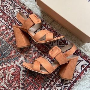 ❤️ SOLD ❤️ • BCBG Tiffany Dream Microsuede heels •